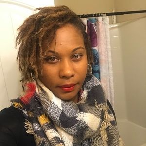 Meet your Posher, Tamela